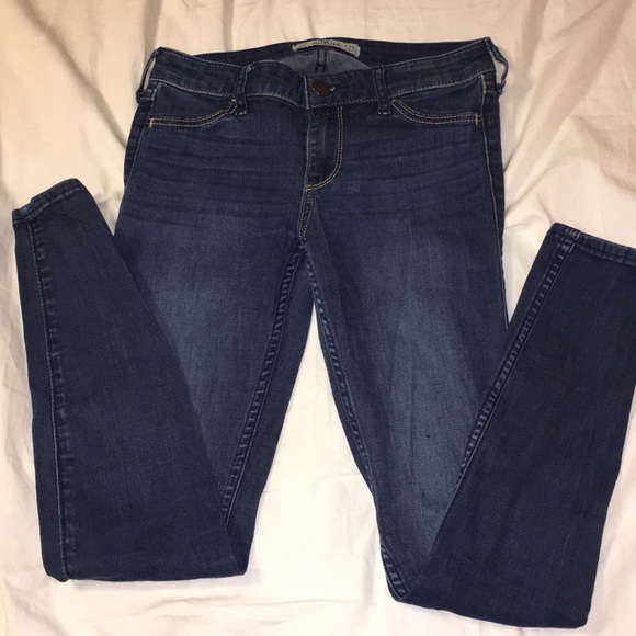 Jeans - Picture 1 of 2